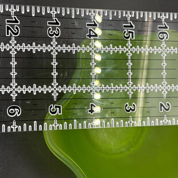 Vintage Apple Green Frosted Glass Bowl Scalloped Edge Decorative Serving Dish 5" - Picture 9 of 10